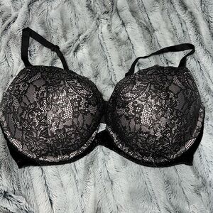 Victoria's Secret Very Sexy Black lace overlay Push Up Bra 38D